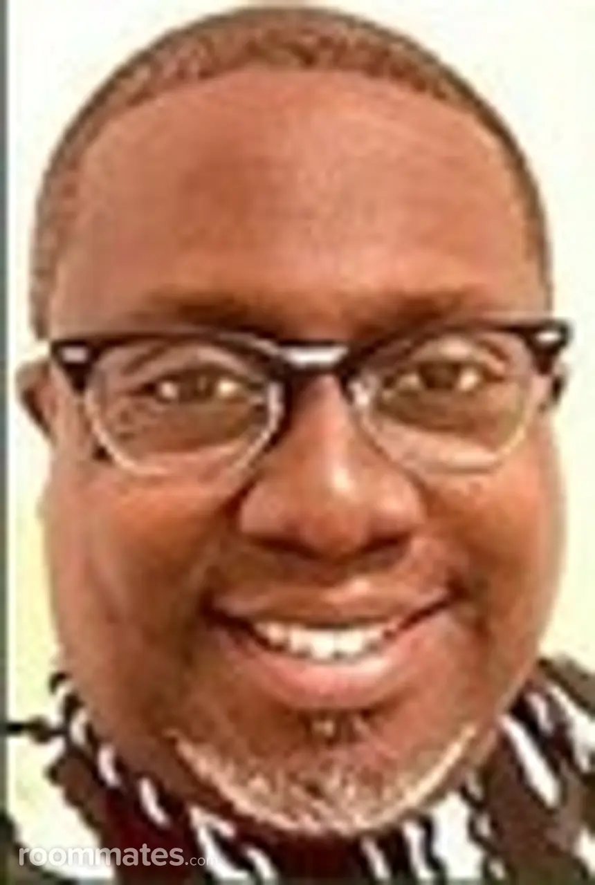 Profile photo 1 of 1