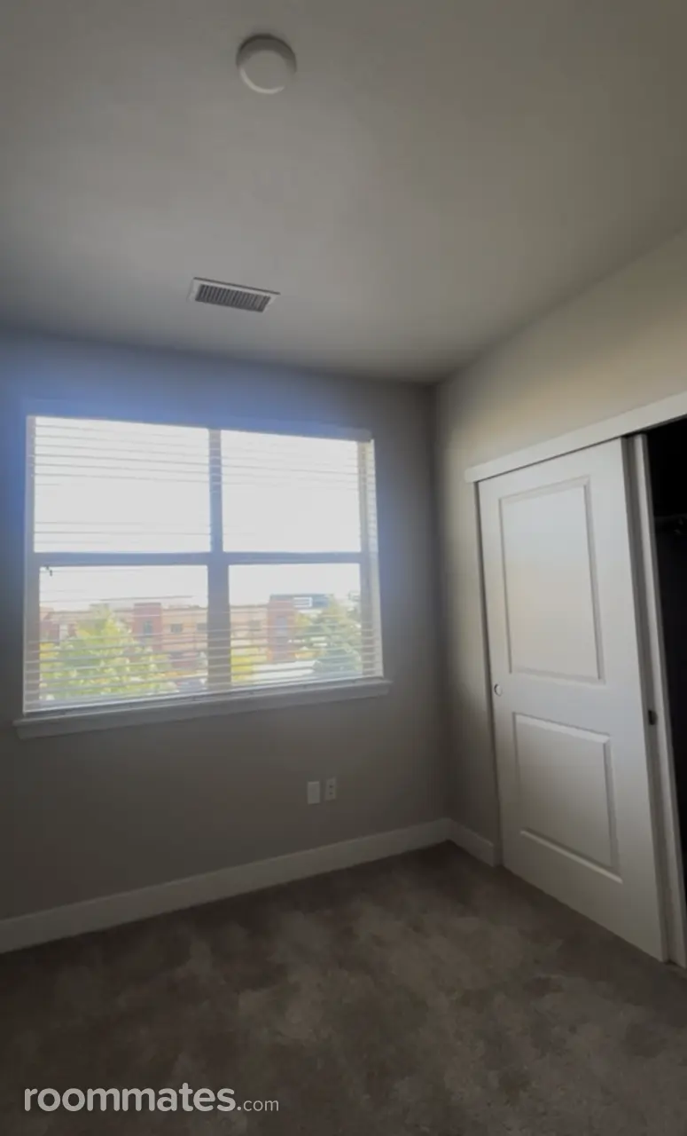 Profile photo 1 of 9