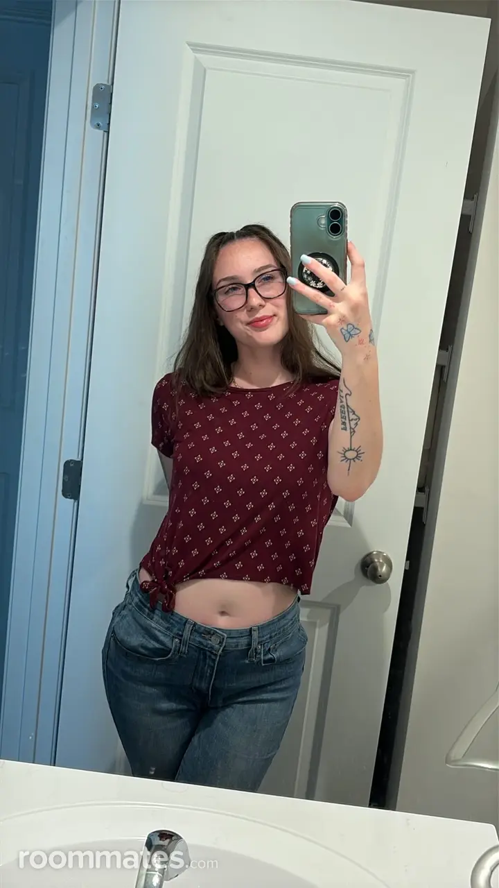 Profile photo 5 of 6