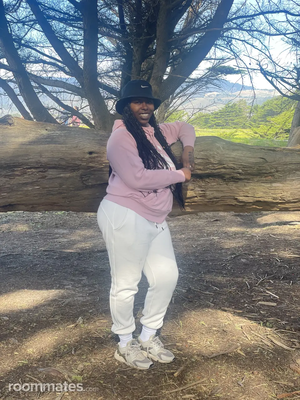 Profile photo 4 of 4