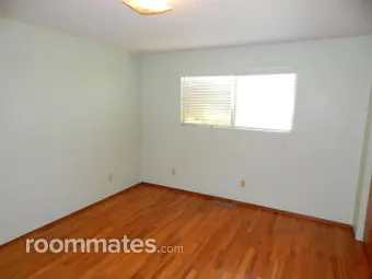 Room for rent in Redding, CA $1000, house