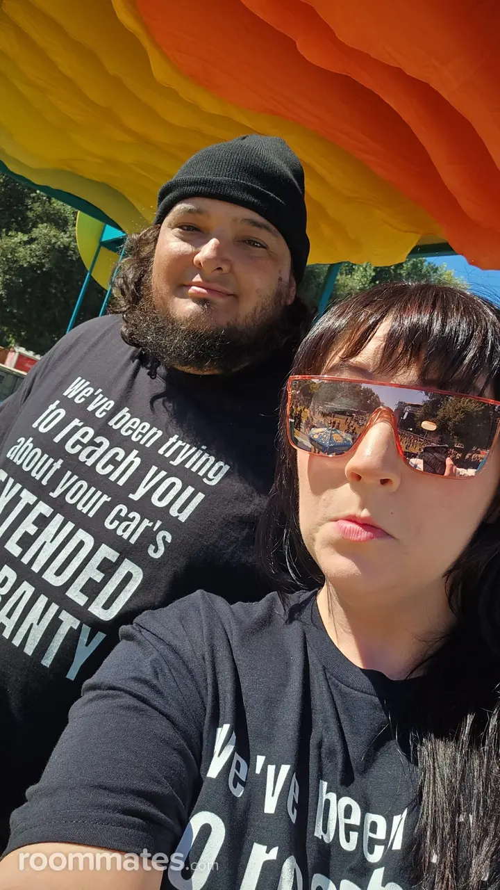 Profile photo 17 of 20