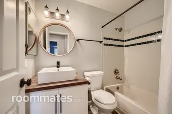 Room for rent in Englewood, CO $876, condo