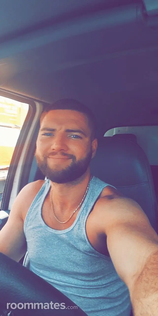 Profile photo 4 of 4