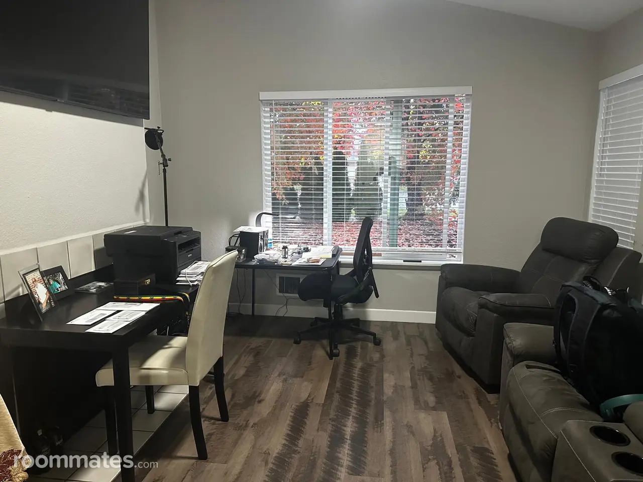 Profile photo 3 of 6