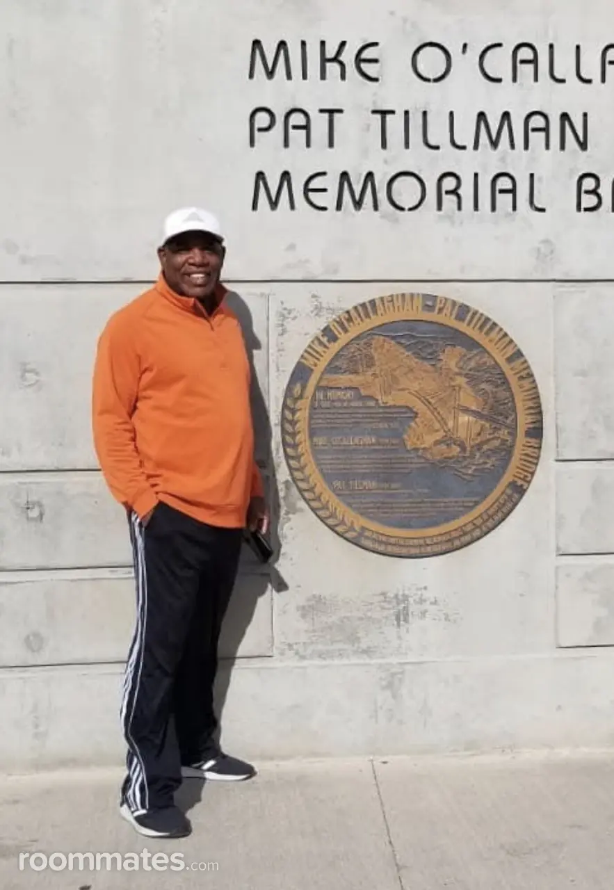 Profile photo 7 of 13