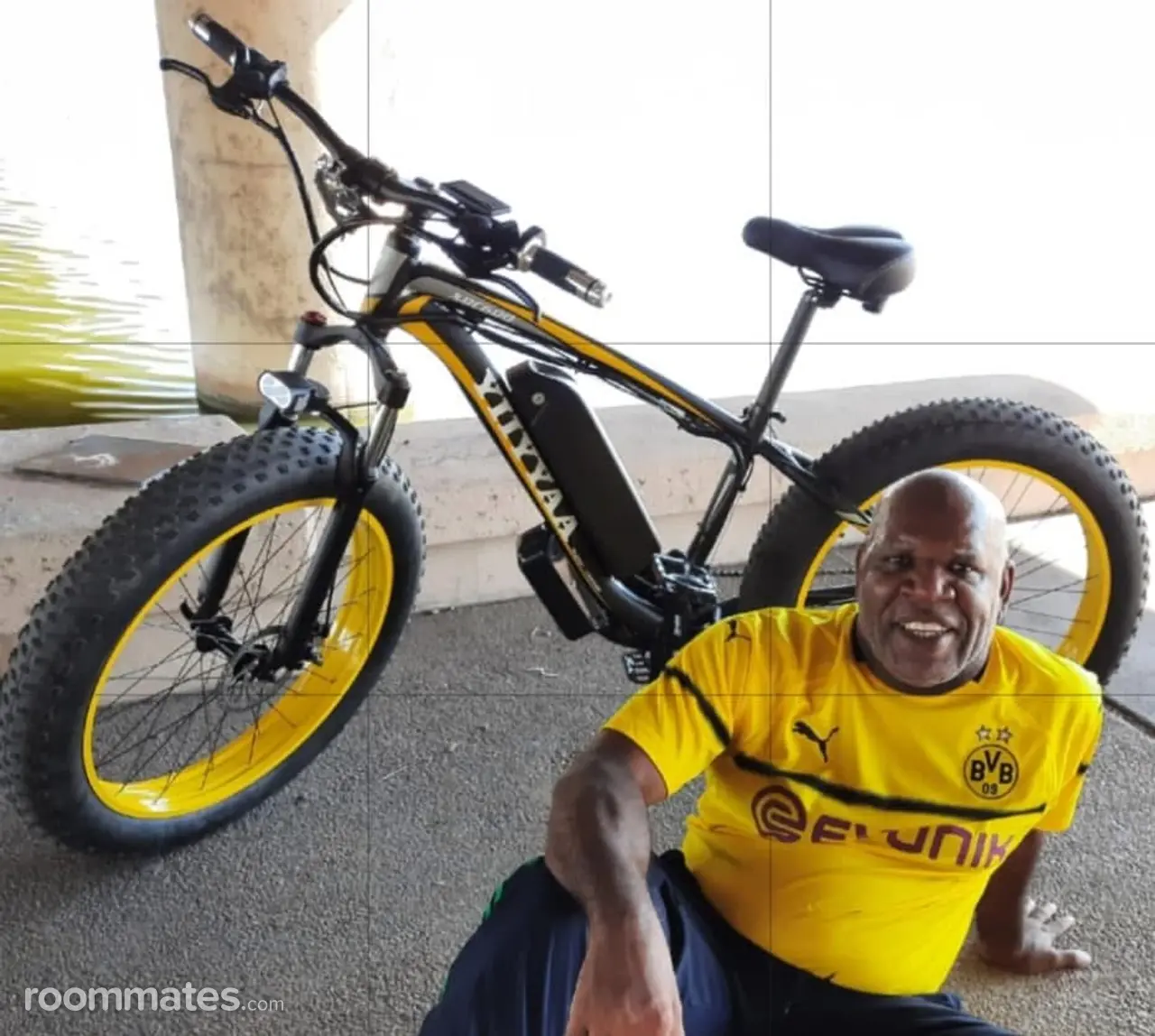 Profile photo 11 of 13