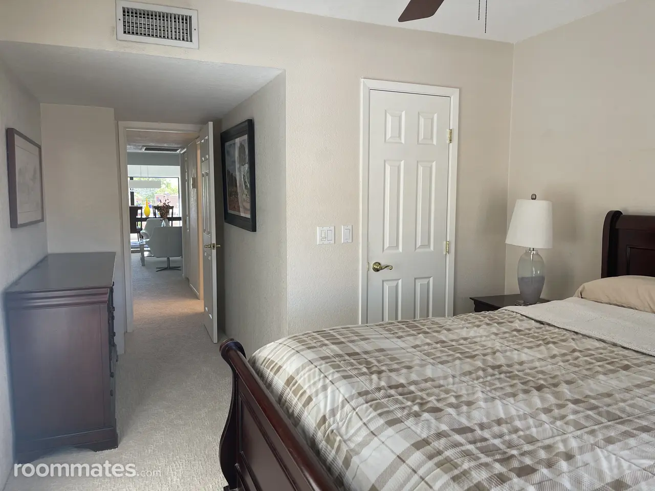 Profile photo 5 of 9