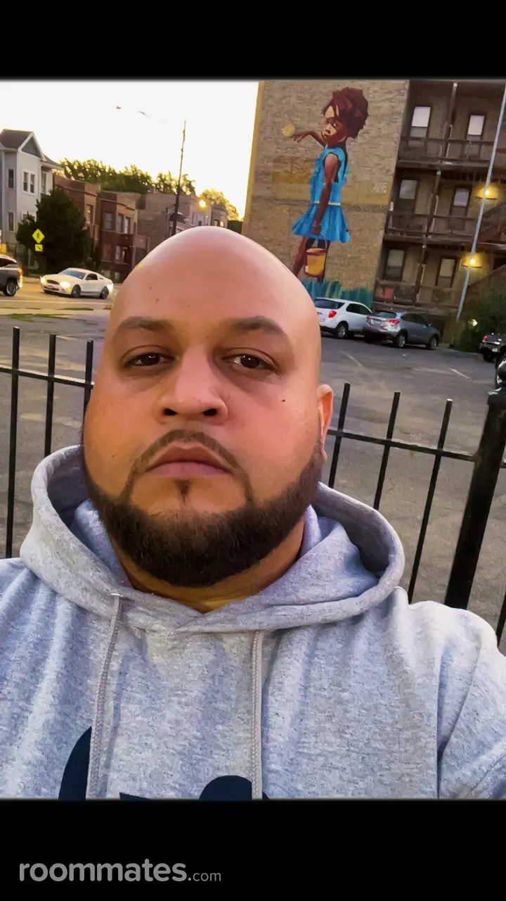 Profile photo 2 of 4