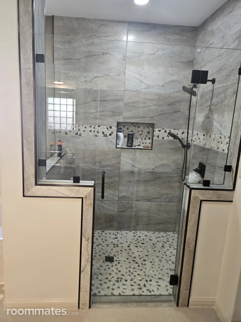 Profile photo 9 of 21