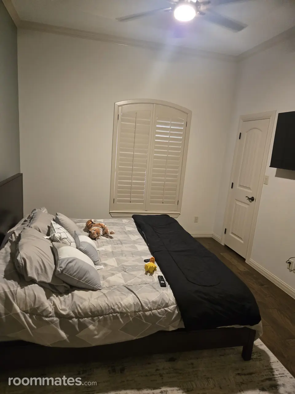 Profile photo 2 of 21