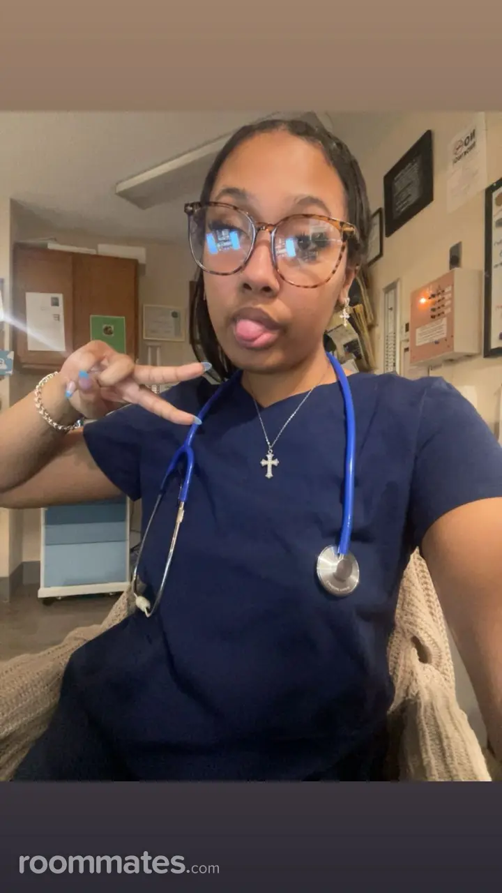 Profile photo 5 of 6