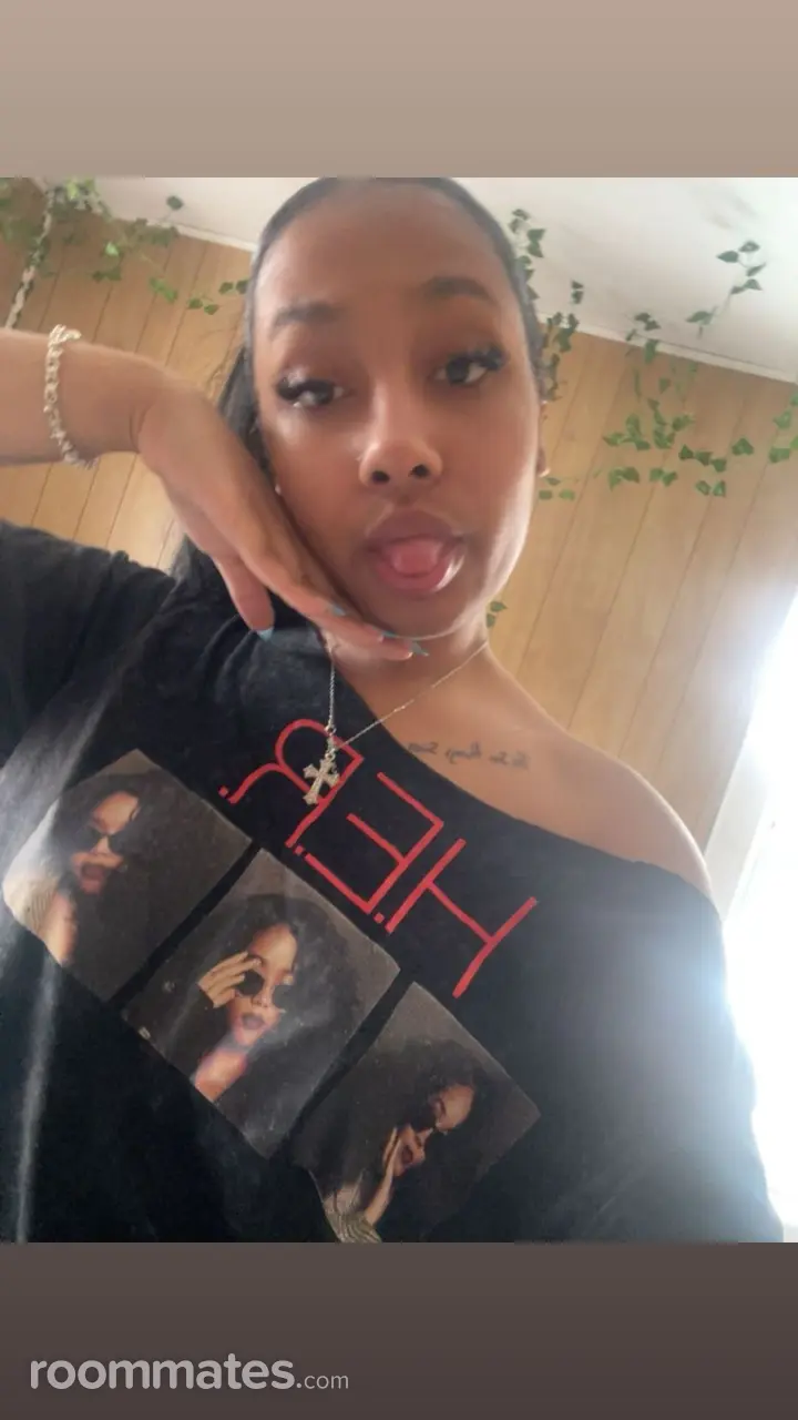 Profile photo 2 of 6