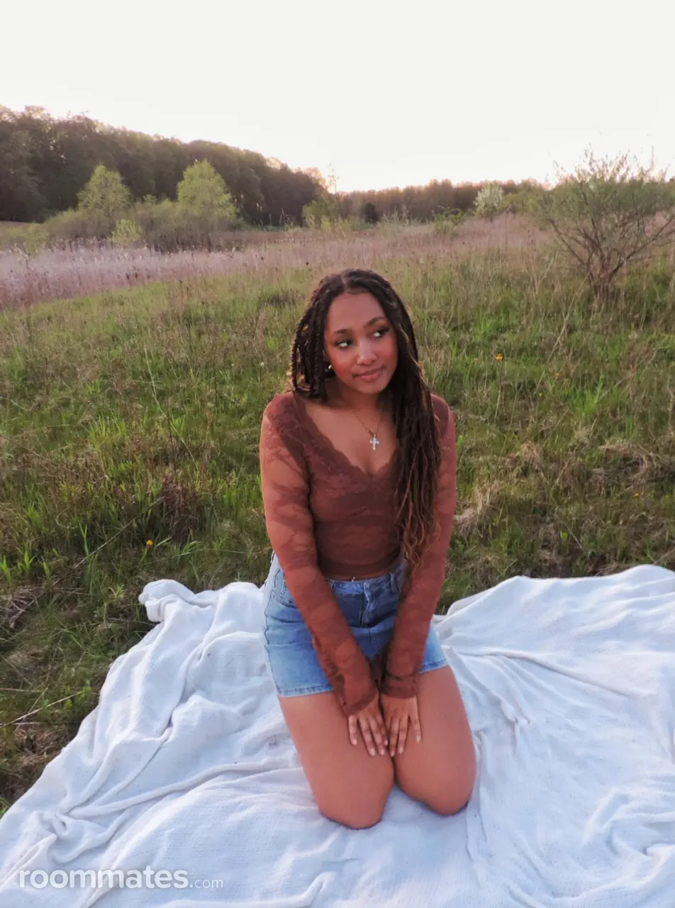 Profile photo 1 of 6