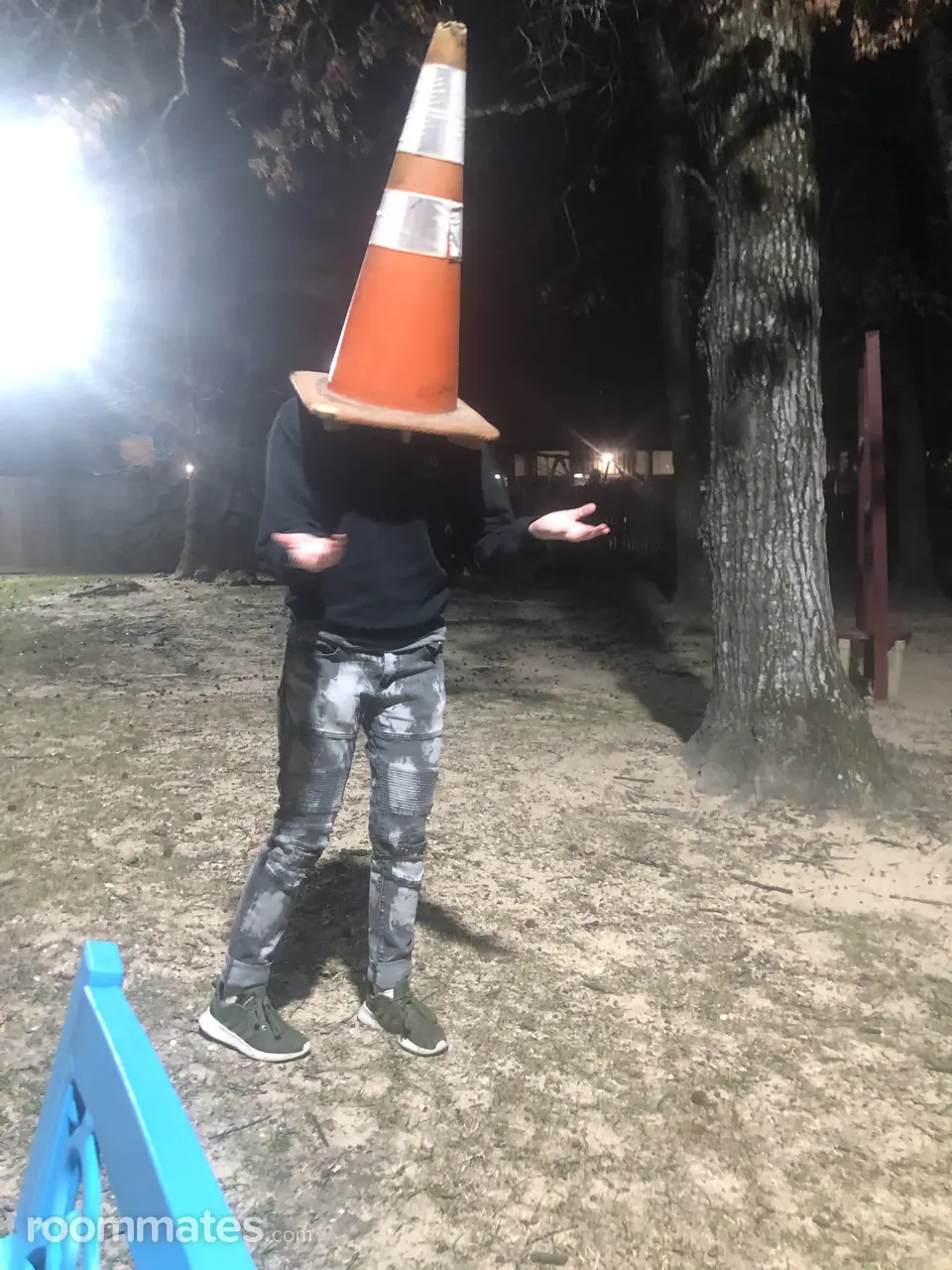 Profile photo 3 of 8