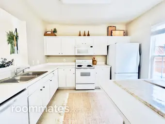 Room for rent in Raleigh, NC $875, townhouse