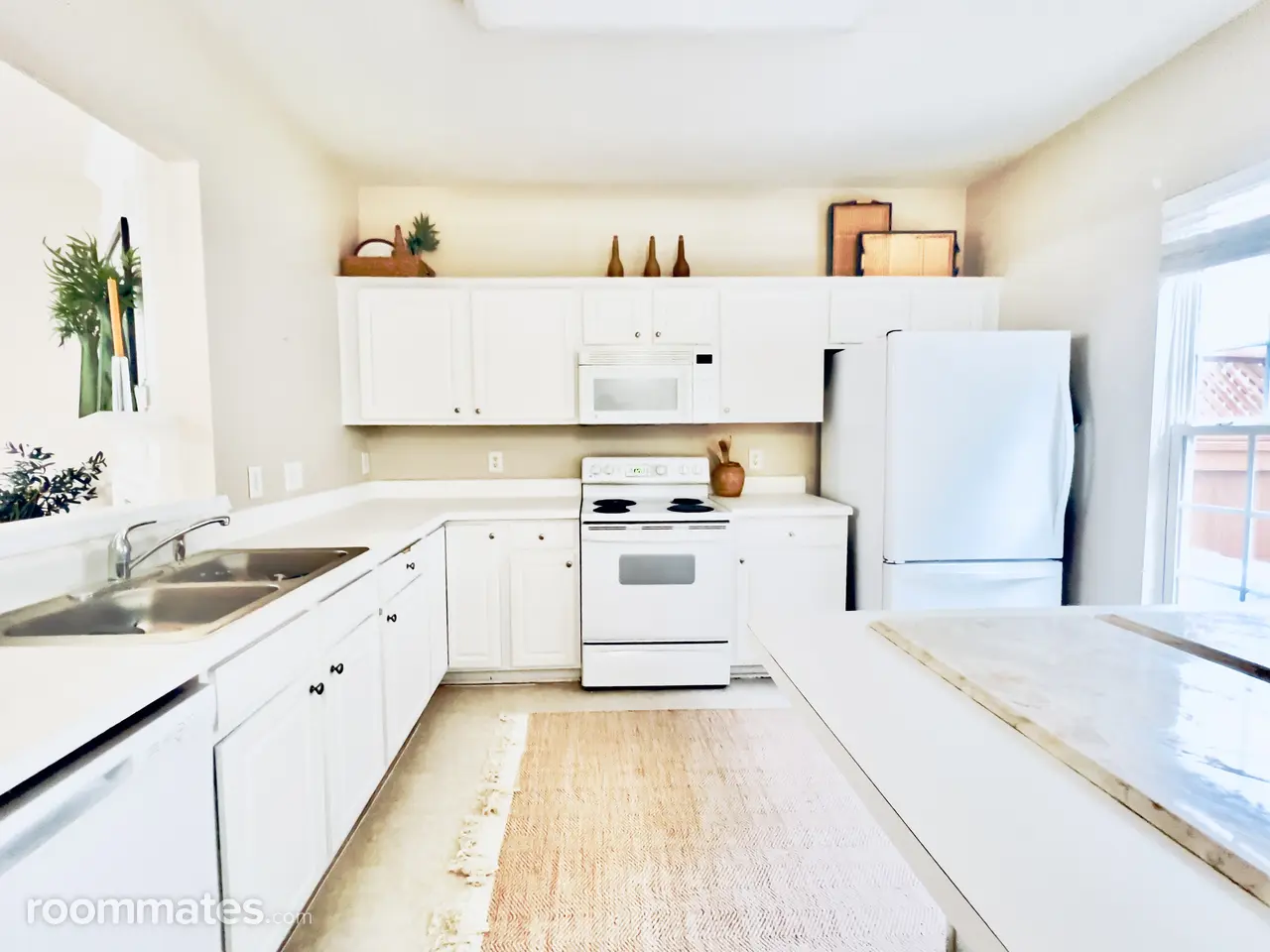 Profile photo 8 of 14