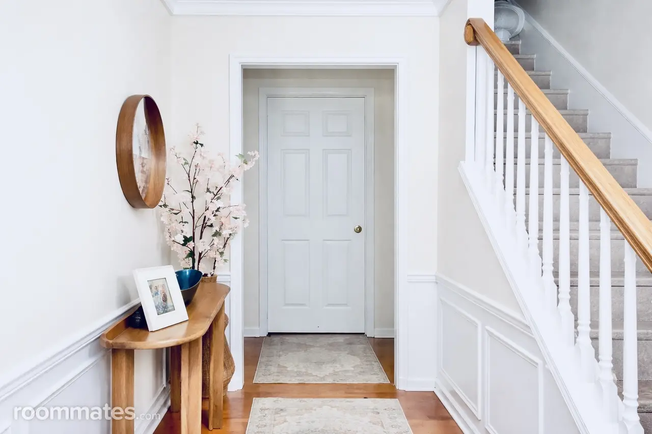 Profile photo 7 of 14