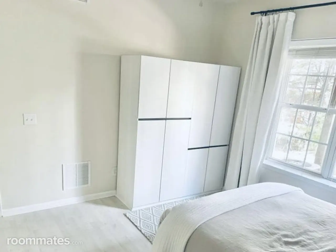 Profile photo 5 of 14