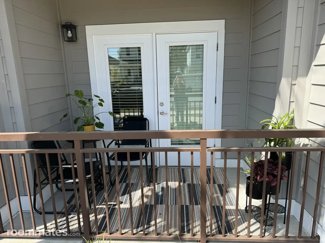 Profile photo 5 of 6