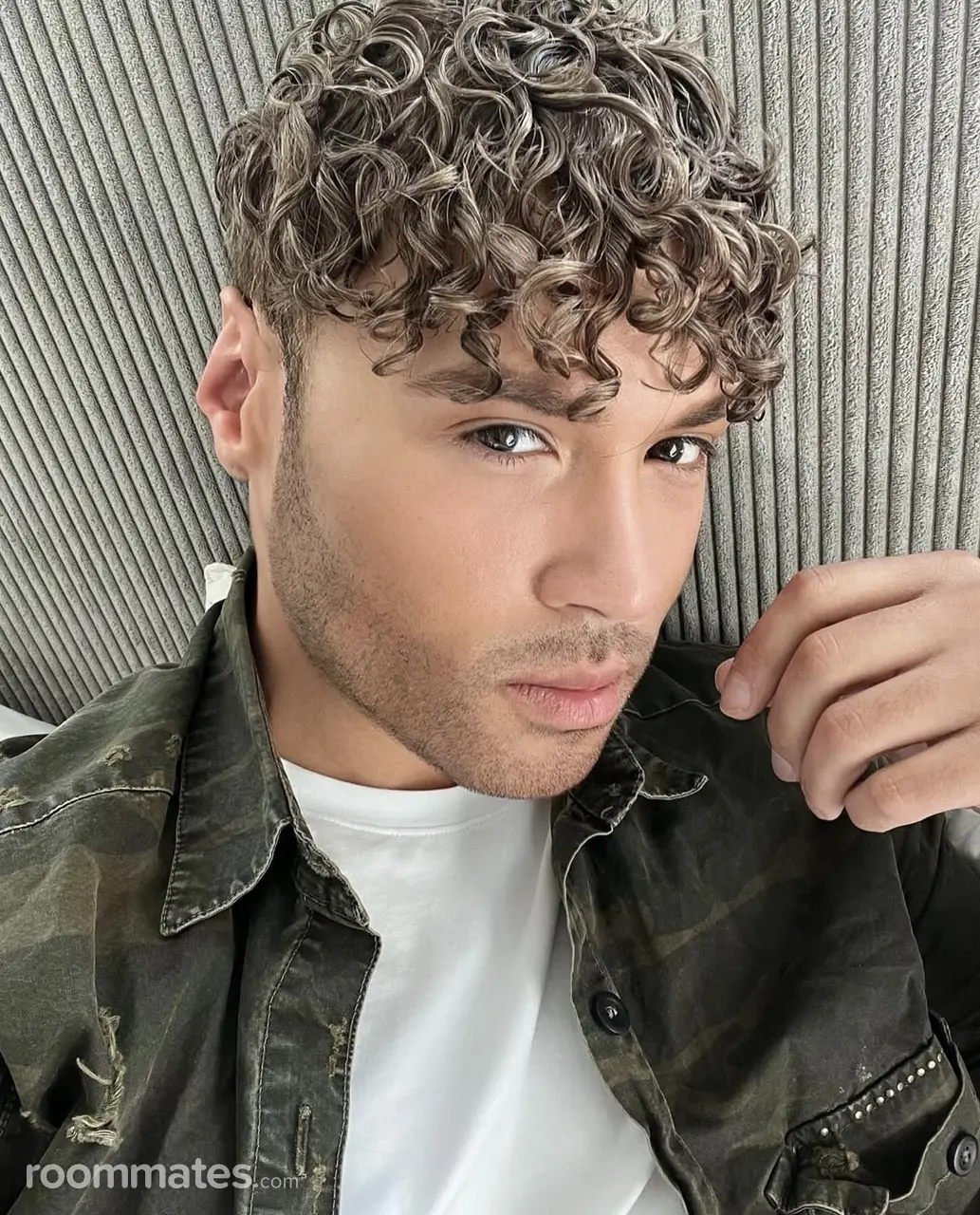 Profile photo 6 of 6