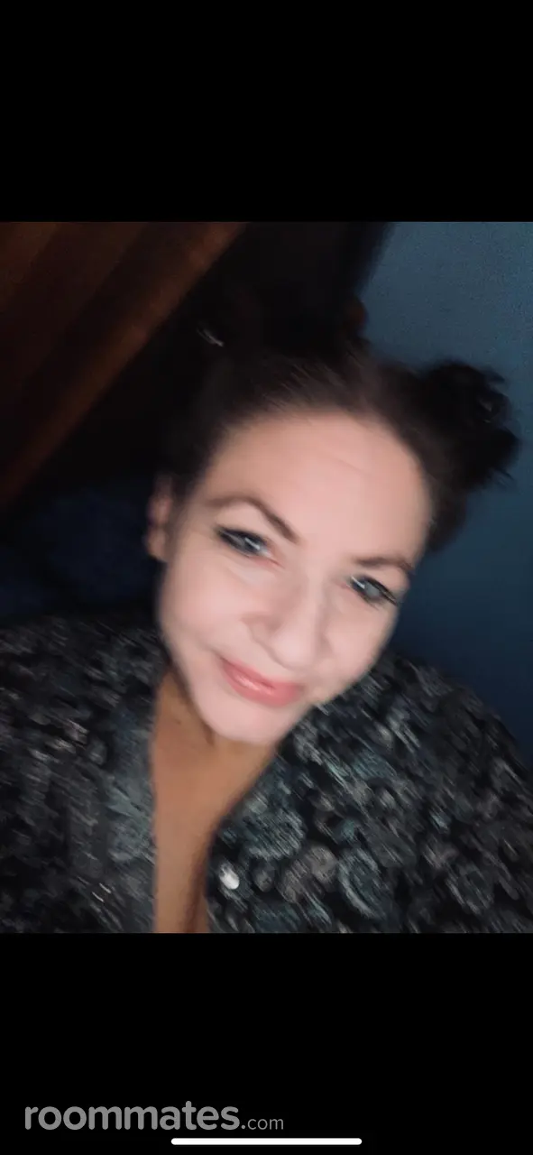 Profile photo 1 of 1