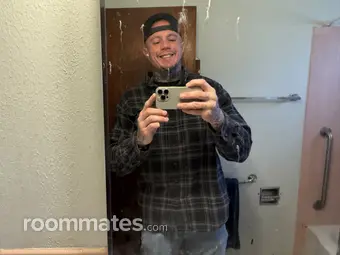 Roommate looking Boise, ID, $900