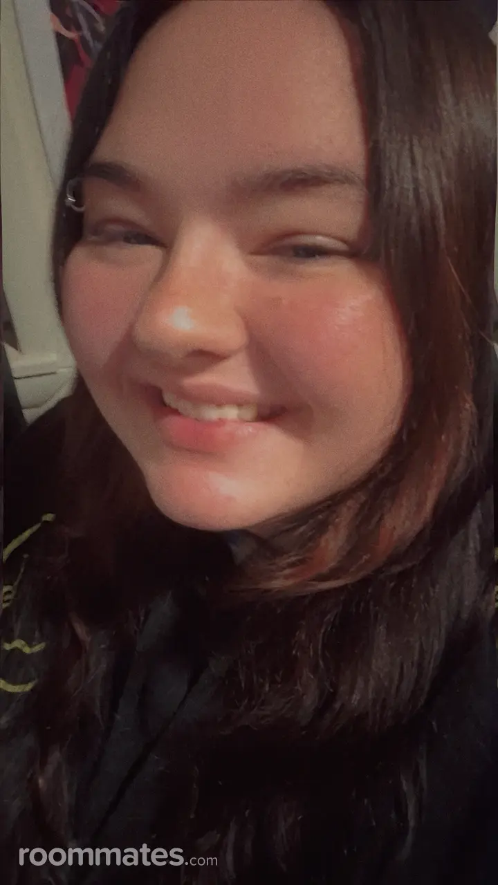 Profile photo 3 of 8