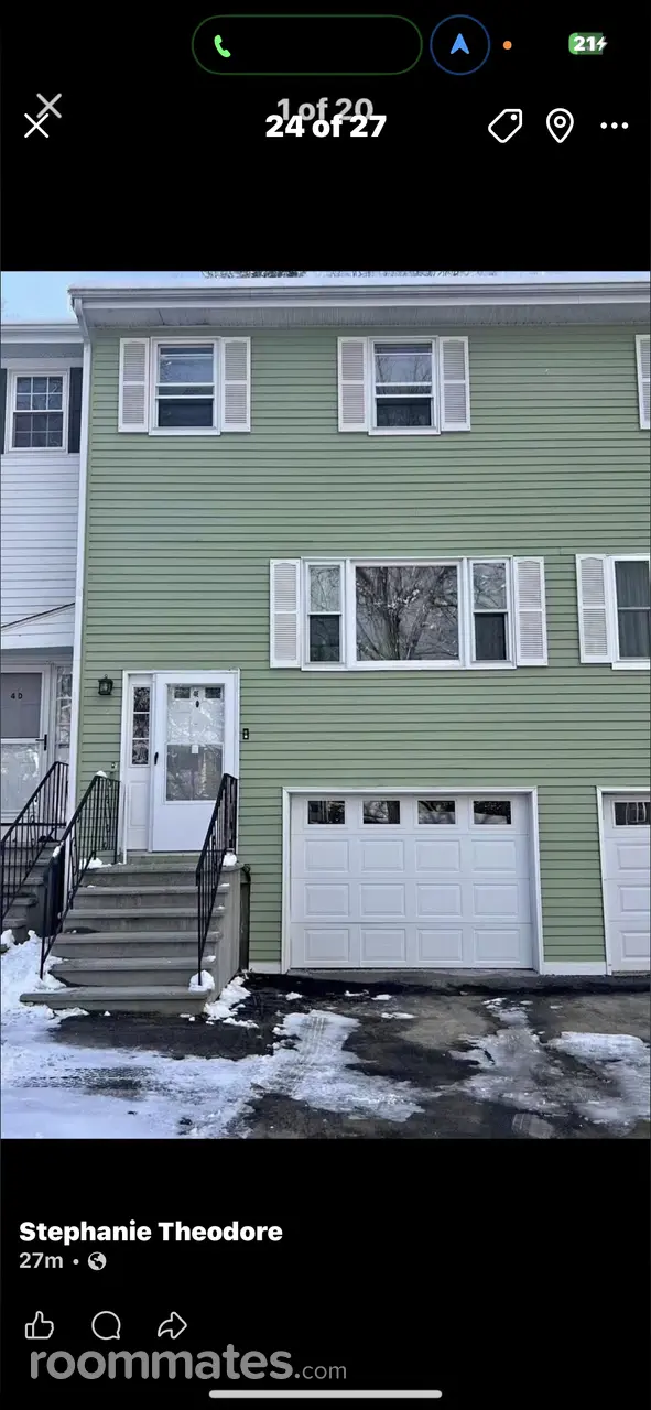 Profile photo 10 of 11