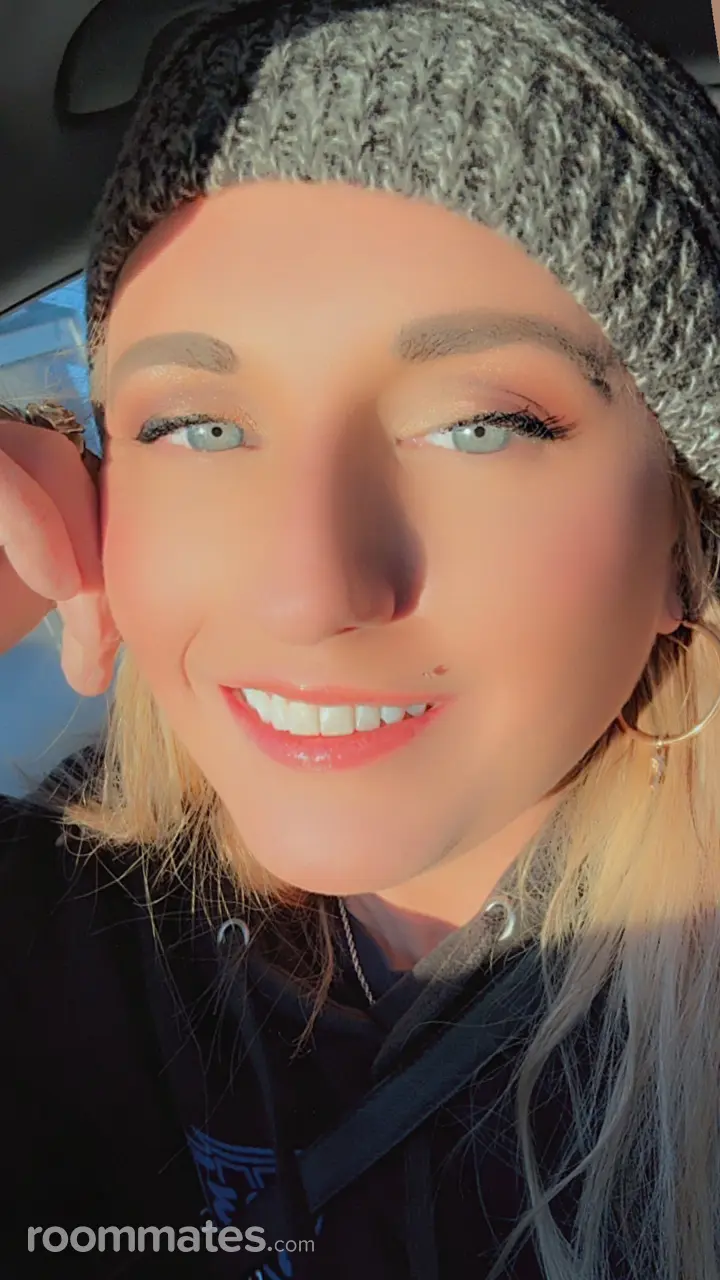 Profile photo 11 of 11