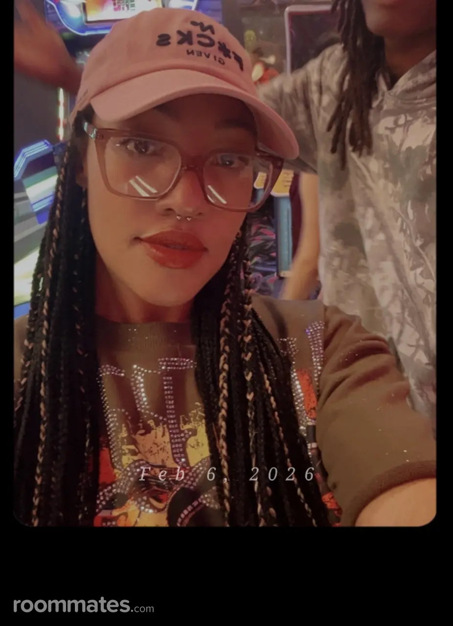 Profile photo 1 of 1