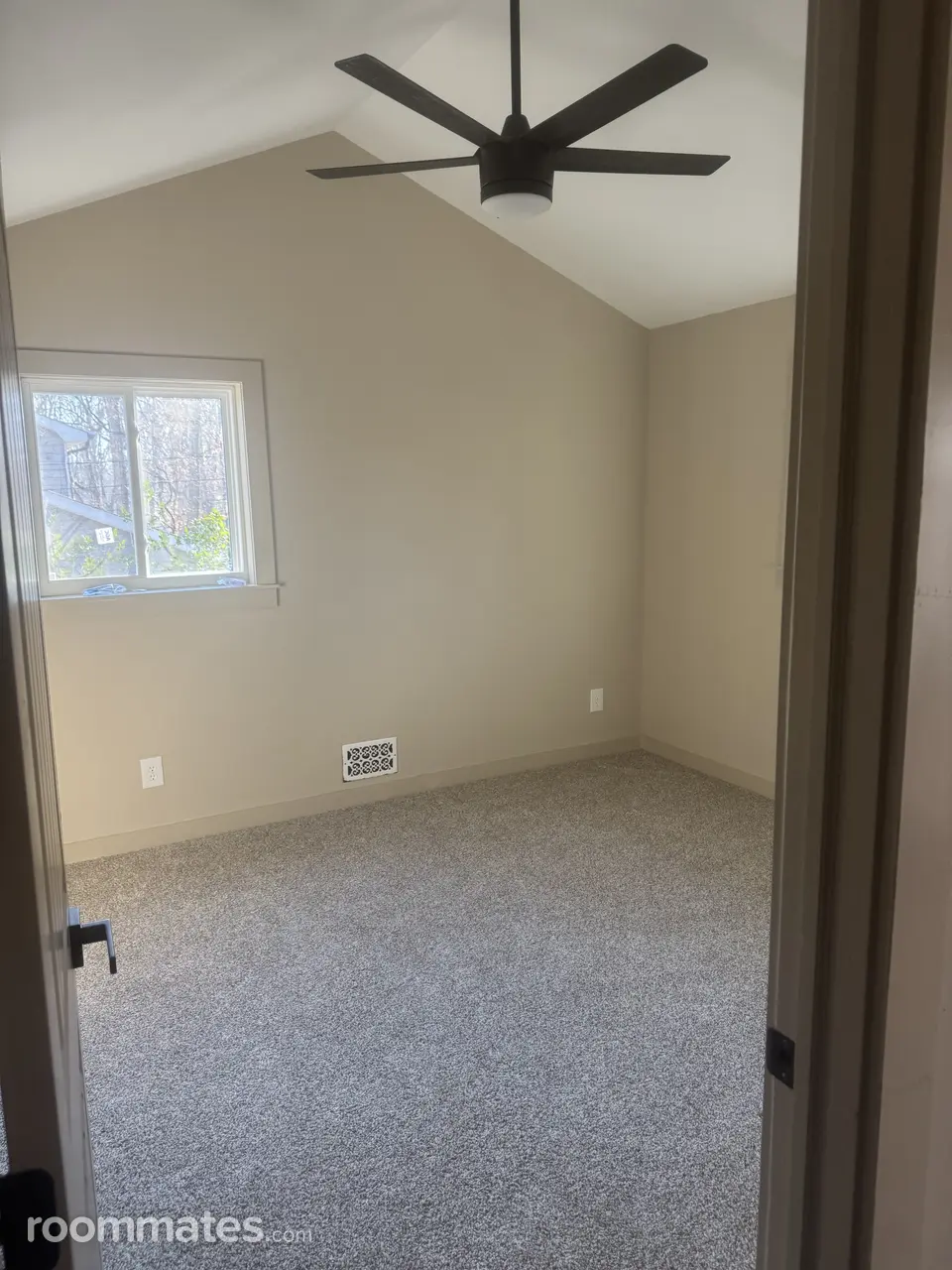 Profile photo 1 of 9