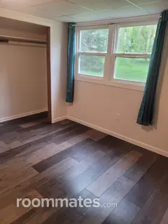 Room for rent in Holt, MI $517, house