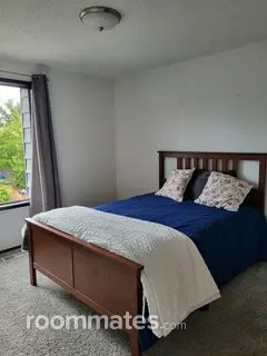 Room for rent in Gresham, OR $1800, house