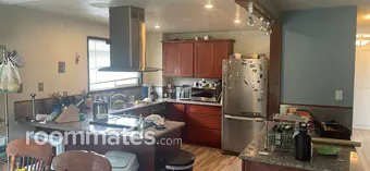 Room for rent in Gresham, OR $1800, house