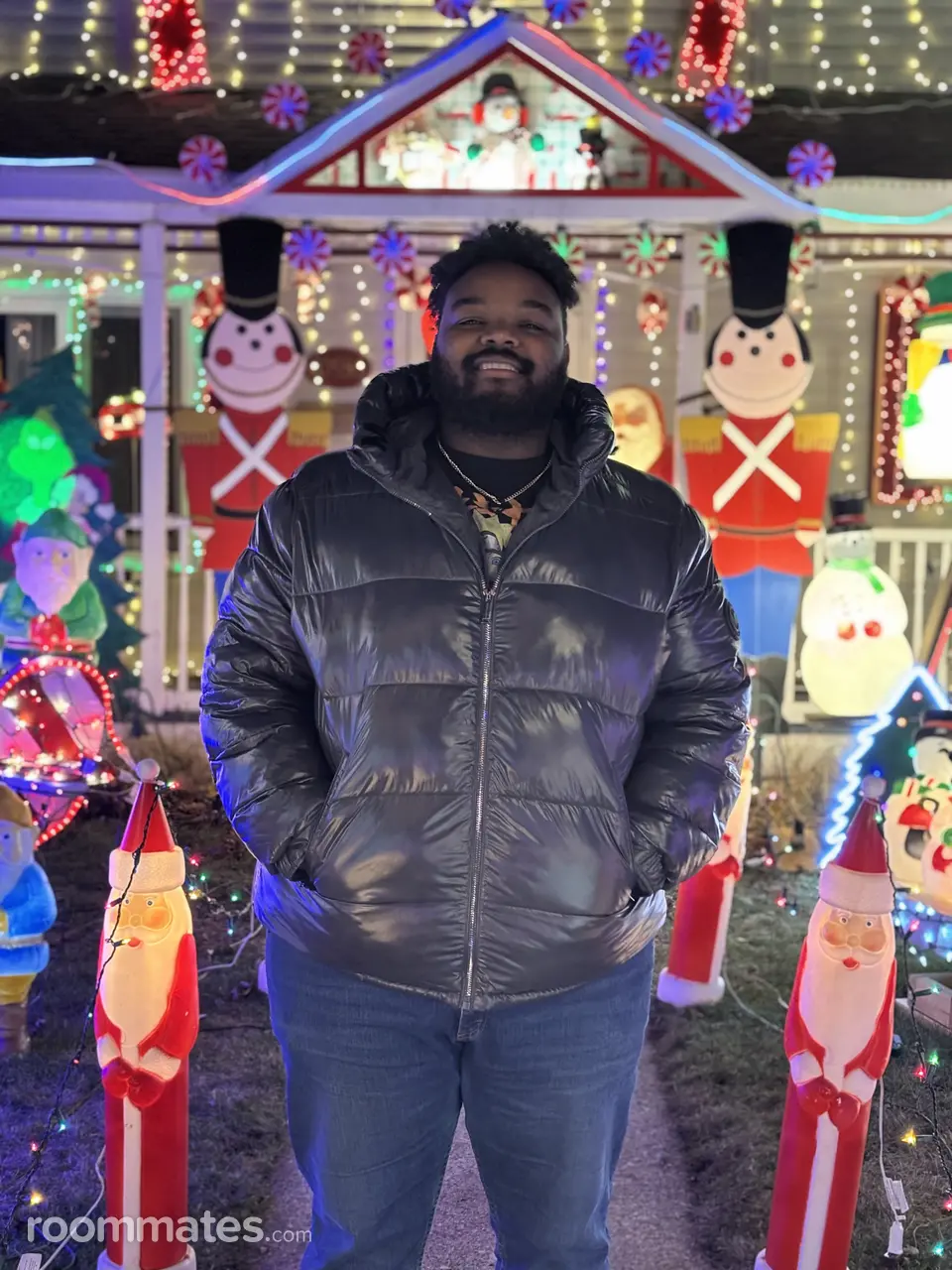 Profile photo 3 of 6