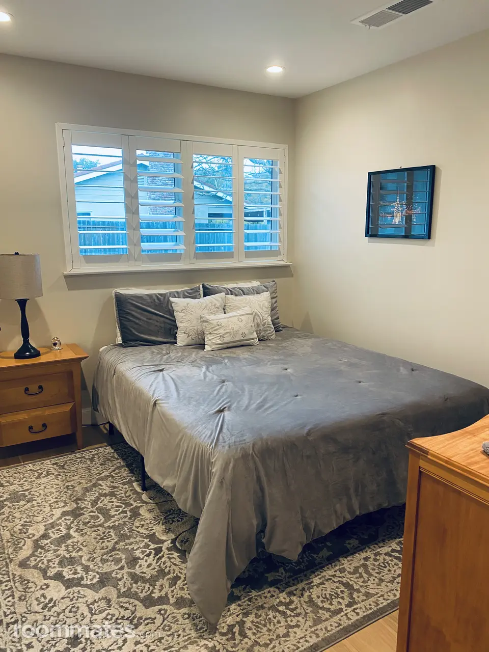 Profile photo 1 of 8