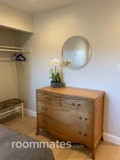 Room for rent in Novato, CA $1600, house