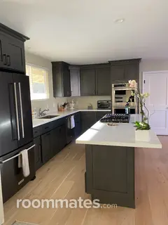 Room for rent in Novato, CA $1600, house