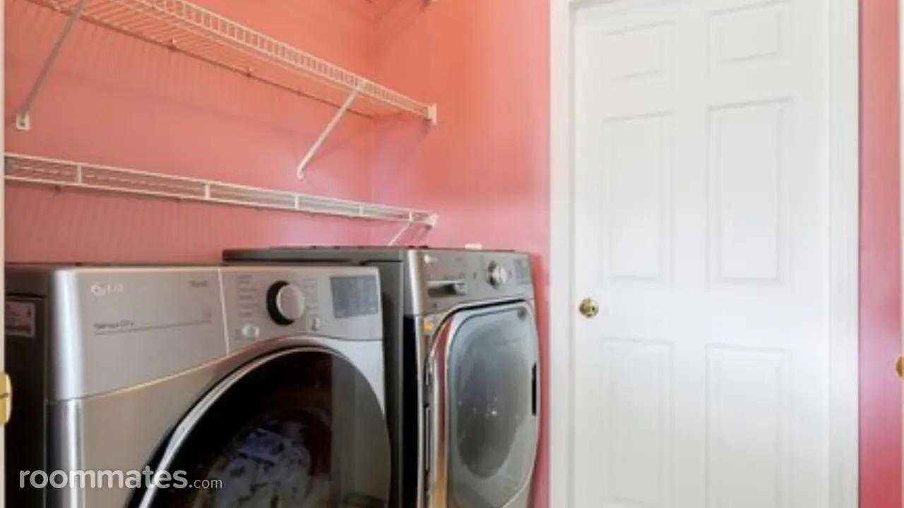 Profile photo 2 of 11