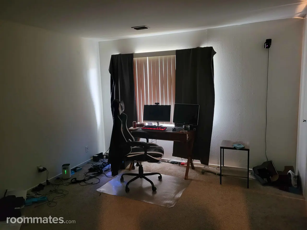 Profile photo 7 of 10