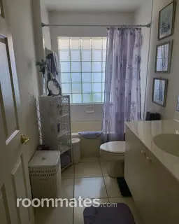 Room for rent in Estero, FL $1000, house