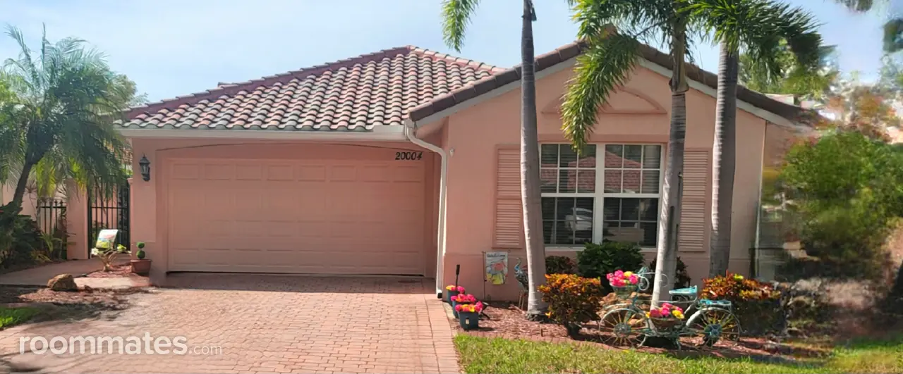 Profile photo 1 of 21