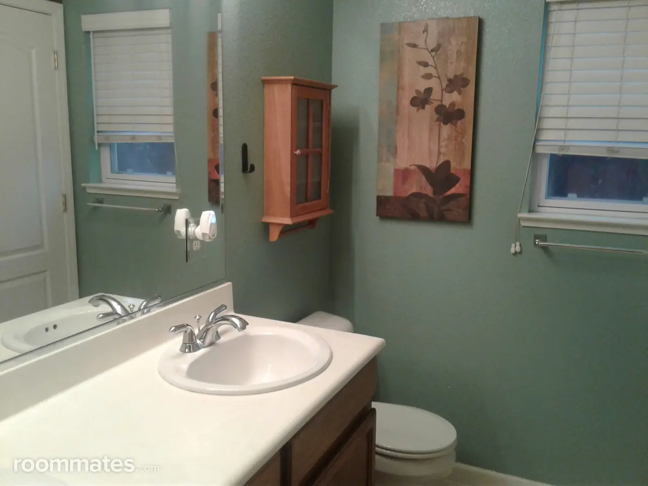 Profile photo 2 of 17