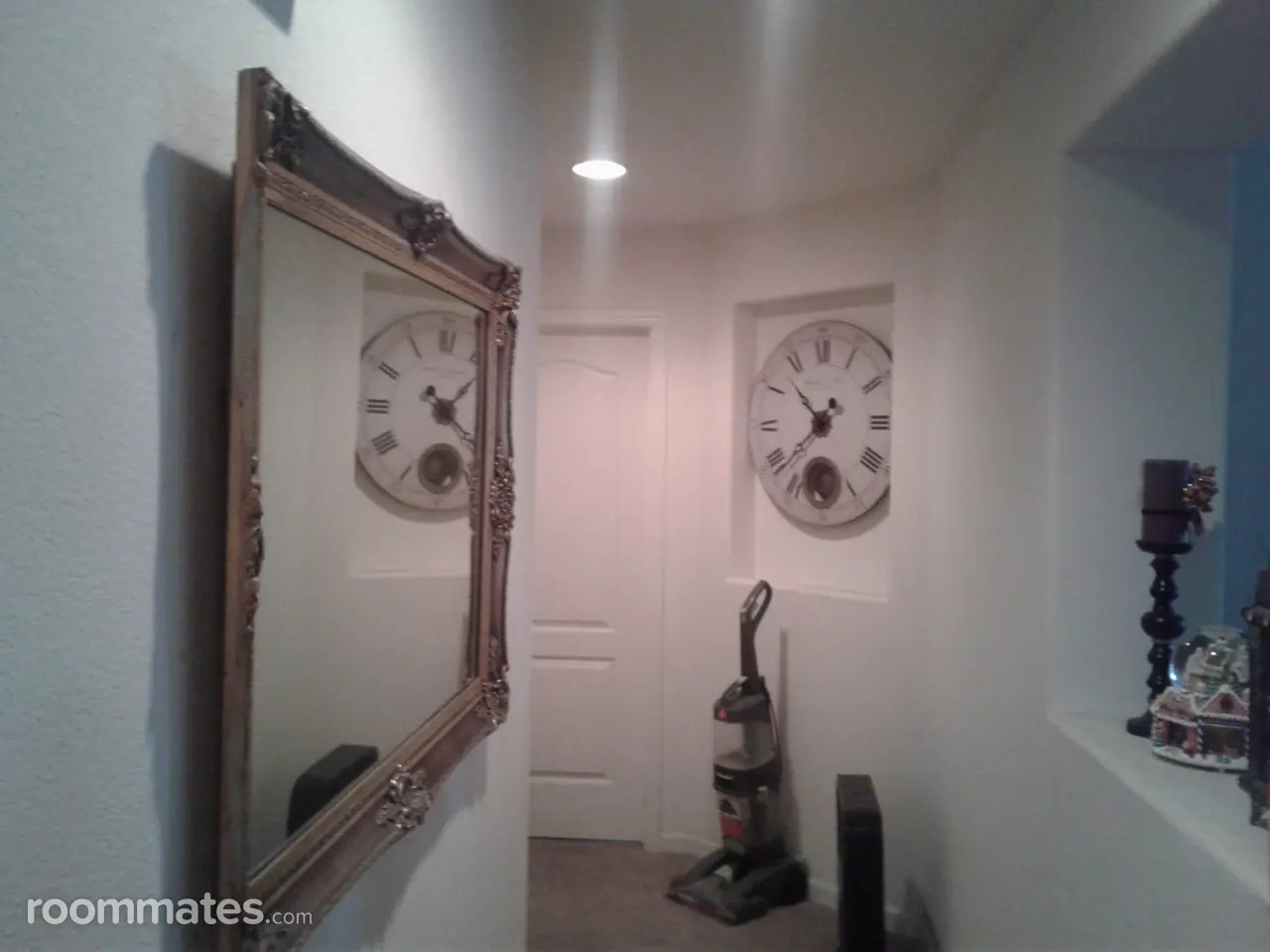 Profile photo 12 of 17