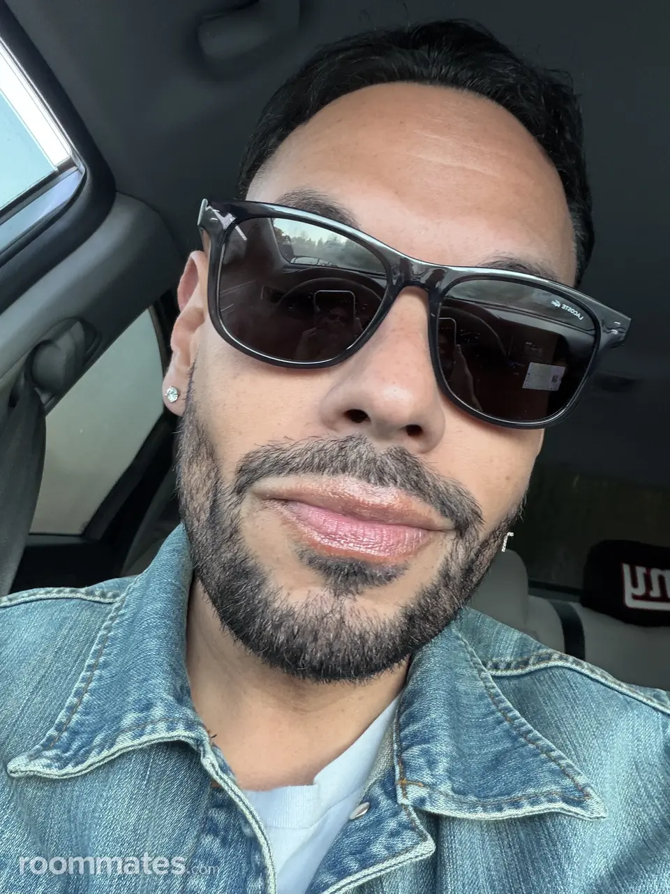 Profile photo 1 of 1