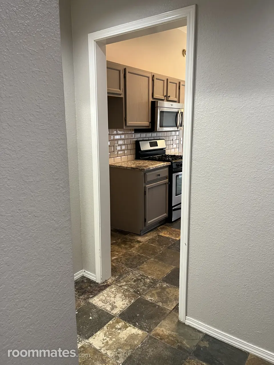 Profile photo 8 of 19