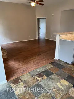 Room for rent in Collinsville, OK $922, house