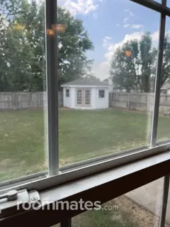 Room for rent in Collinsville, OK $922, house