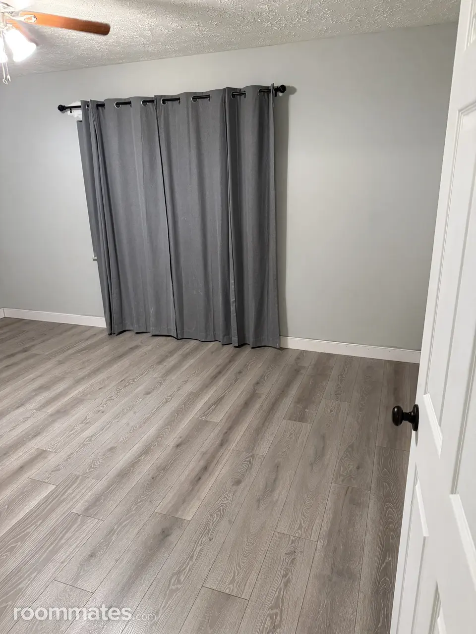 Profile photo 4 of 10